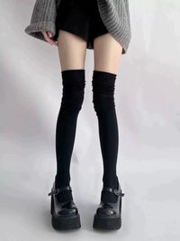 SO56 | Long Black Sock 1pair