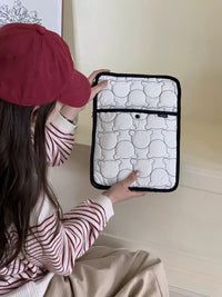 IPAB61 | 15 - 15.6 inch Bunny laptop / Ipad bag - white