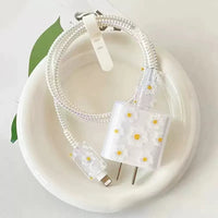 CAIP33 | White Daisy Charger Case 1set 1$