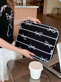 IPAB40 | 13.3 inch Ipad & laptop bag - black