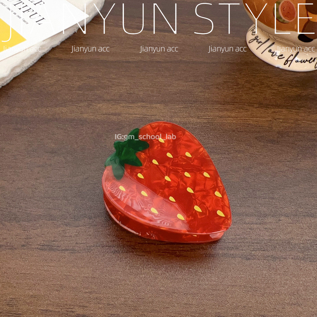 HSC22 | Strawberry Hair Clip 1.5$