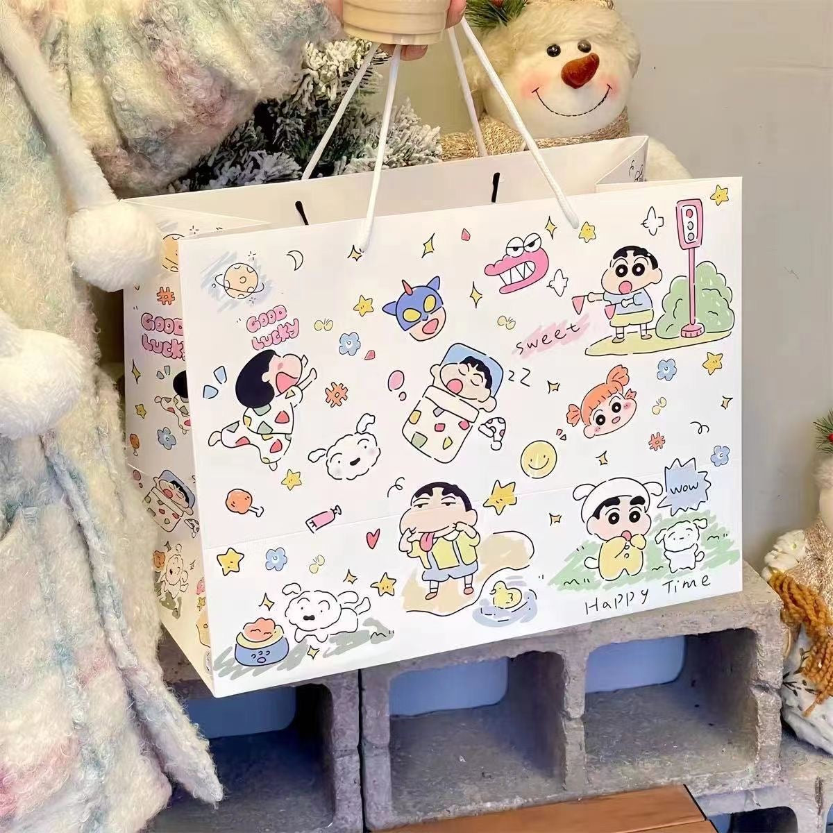 GFT82 | 30x25x15cm Gift bag / Paper bag ( Shinchan )